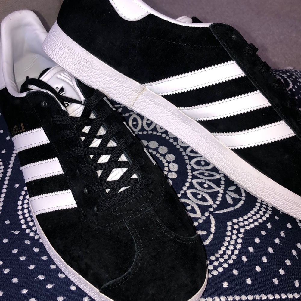 never-worn before gazelle adidas